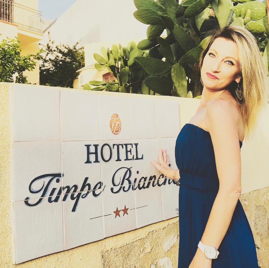 B&B Timpe Bianche カステッルッツォ エクステリア 写真