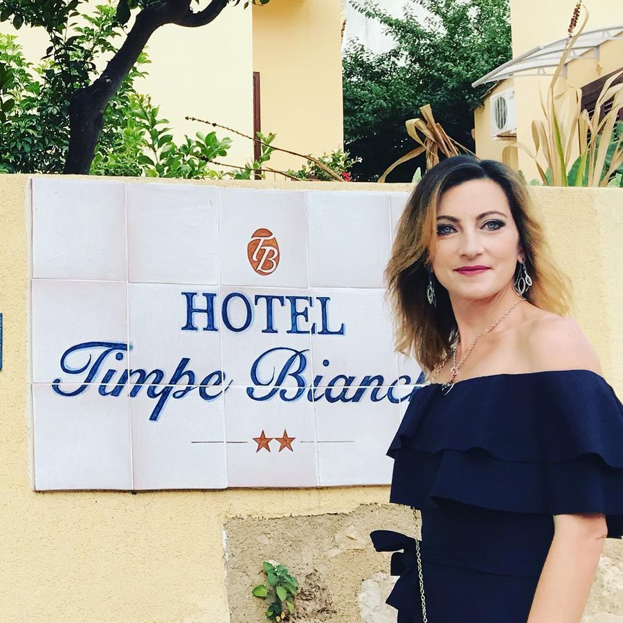 B&B Timpe Bianche カステッルッツォ エクステリア 写真